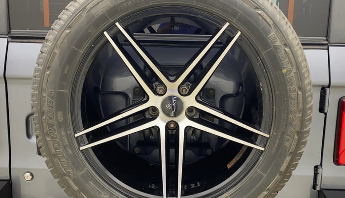 2021 Mahindra Thar LX HT PETROL 4WD MT, Petrol, Manual, 30,711 km, Spare Tyre