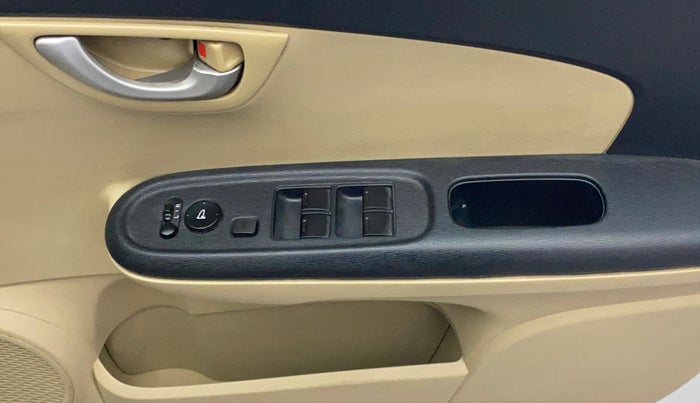 2015 Honda Amaze 1.2L I-VTEC VX, Petrol, Manual, 45,099 km, Driver Side Door Panels Control