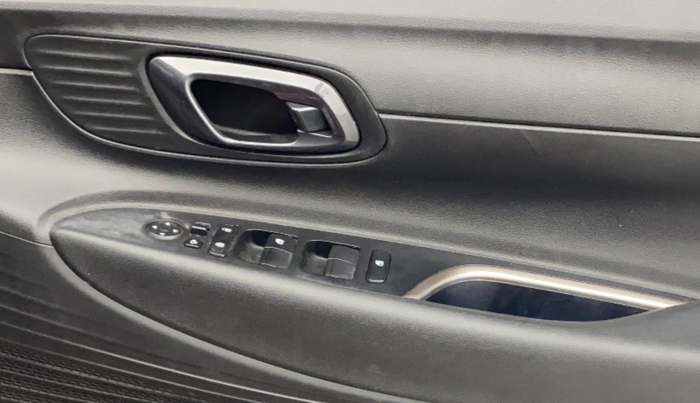 2021 Hyundai NEW I20 ASTA (O) 1.0 TURBO GDI DCT, Petrol, Automatic, 81,780 km, Driver Side Door Panels Control