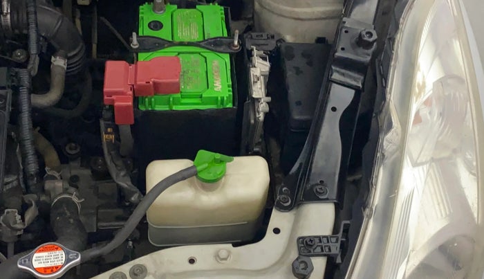 2013 Maruti Swift VXI, Petrol, Manual, 79,274 km, Engine View - Left