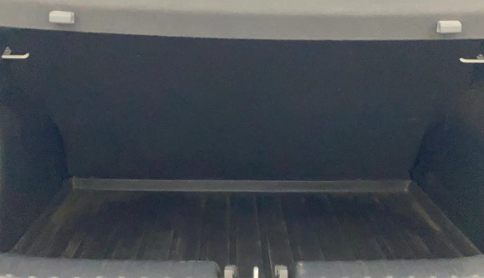 2021 KIA SONET HTK PLUS 1.0 DCT, Petrol, Automatic, 36,731 km, Boot Inside