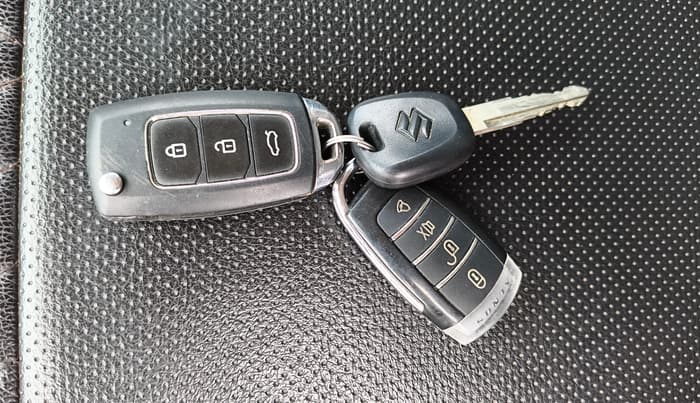 2021 Maruti New Wagon-R LXI CNG (O) 1.0, CNG, Manual, 35,073 km, Key Close Up