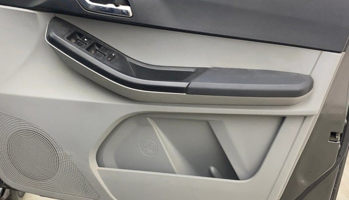 2021 Tata Tiago XZ PLUS DUAL TONE PETROL, Petrol, Manual, 53,967 km, Driver Side Door Panels Control