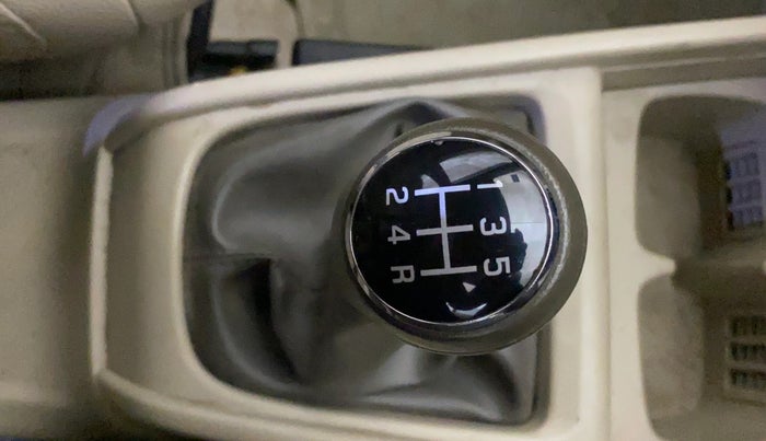 2019 Maruti Ertiga ZXI+ SHVS, Petrol, Manual, 67,274 km, Gear Lever