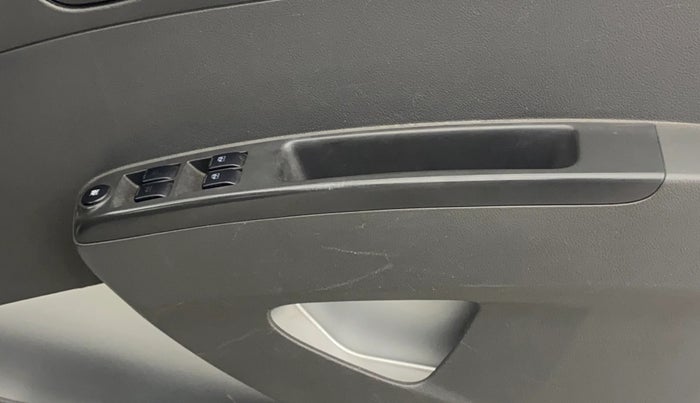 2014 Chevrolet Beat LT PETROL, Petrol, Manual, 52,860 km, Driver Side Door Panels Control