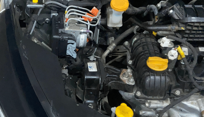 2025 Tata ALTROZ XZ PLUS PETROL, Petrol, Manual, 9,170 km, Engine View - Right