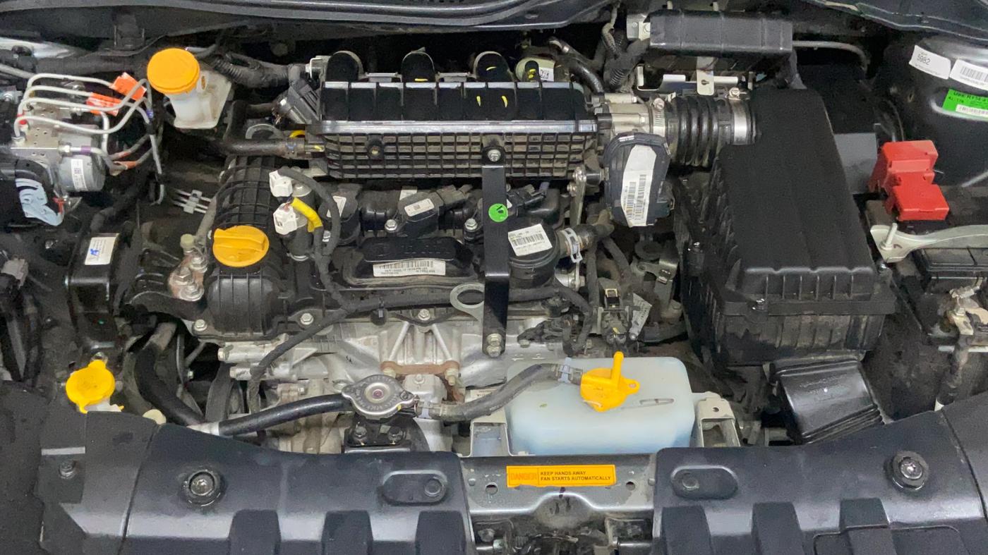 2025 Tata ALTROZ XZ PLUS PETROL, Petrol, Manual, 9,170 km, Engine View