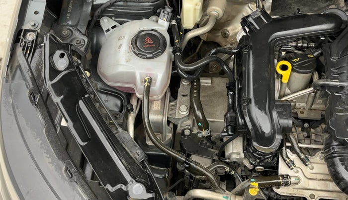 2022 Skoda KUSHAQ AMBITION 1.0L TSI MT, Petrol, Manual, 47,058 km, Engine View - Right