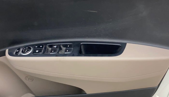 2014 Hyundai Grand i10 ASTA AT 1.2 KAPPA VTVT, Petrol, Automatic, 44,084 km, Driver Side Door Panels Control