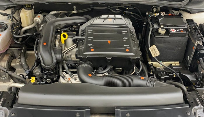 2023 Skoda SLAVIA AMBITION 1.0L TSI AT, Petrol, Automatic, 11,376 km, Engine View