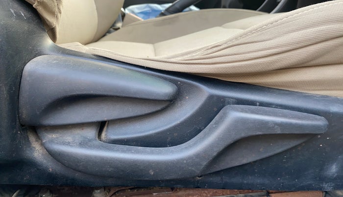 2016 Toyota Corolla Altis JS PETROL, Petrol, Manual, 73,979 km, Driver Side Adjustment Panel