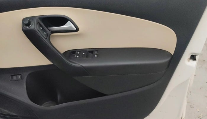 2019 Volkswagen Vento HIGHLINE PLUS 1.2 AT, Petrol, Automatic, 55,875 km, Driver Side Door Panels Control