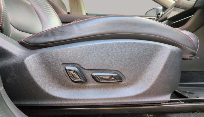 2022 MG ZS EV EXCLUSIVE, Electric, Automatic, 44,160 km, Driver Side Adjustment Panel