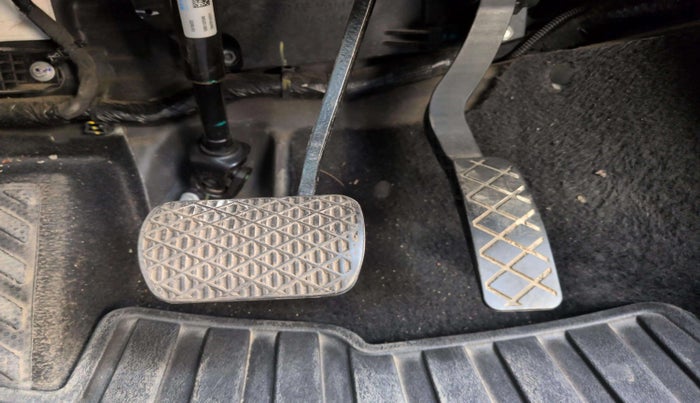 2022 MG ZS EV EXCLUSIVE, Electric, Automatic, 44,160 km, Pedals