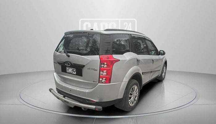 2017 Mahindra XUV500 W6 1.99, Diesel, Manual, 63,774 km, Right Back Diagonal