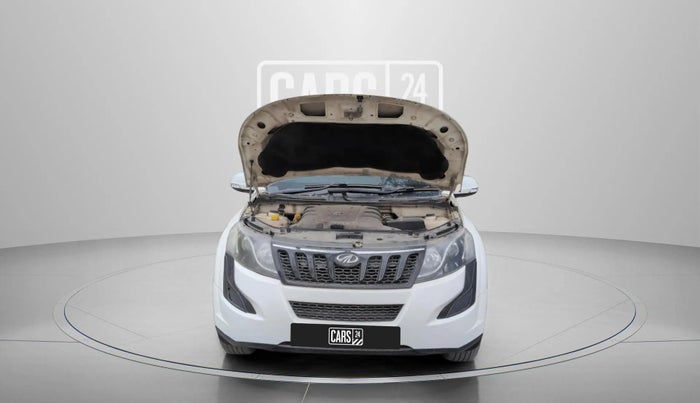 2017 Mahindra XUV500 W4, Diesel, Manual, 63,991 km, Open Bonet