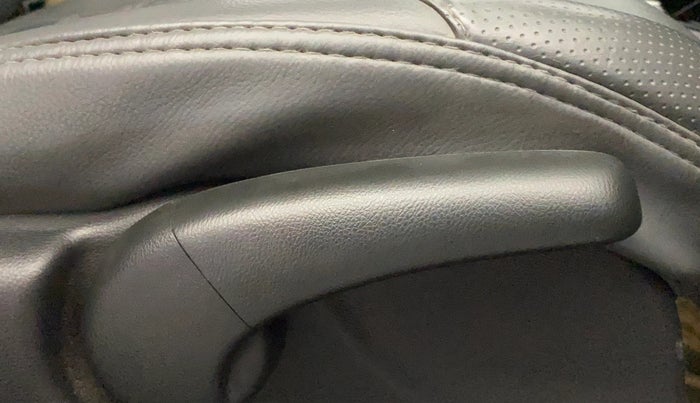 2017 Honda Jazz 1.2L I-VTEC V, Petrol, Manual, 1,16,273 km, Driver Side Adjustment Panel