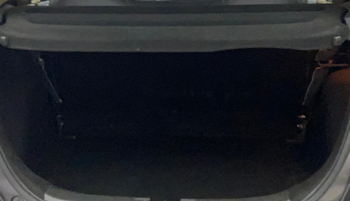 2017 Honda Jazz 1.2L I-VTEC V, Petrol, Manual, 1,16,273 km, Boot Inside