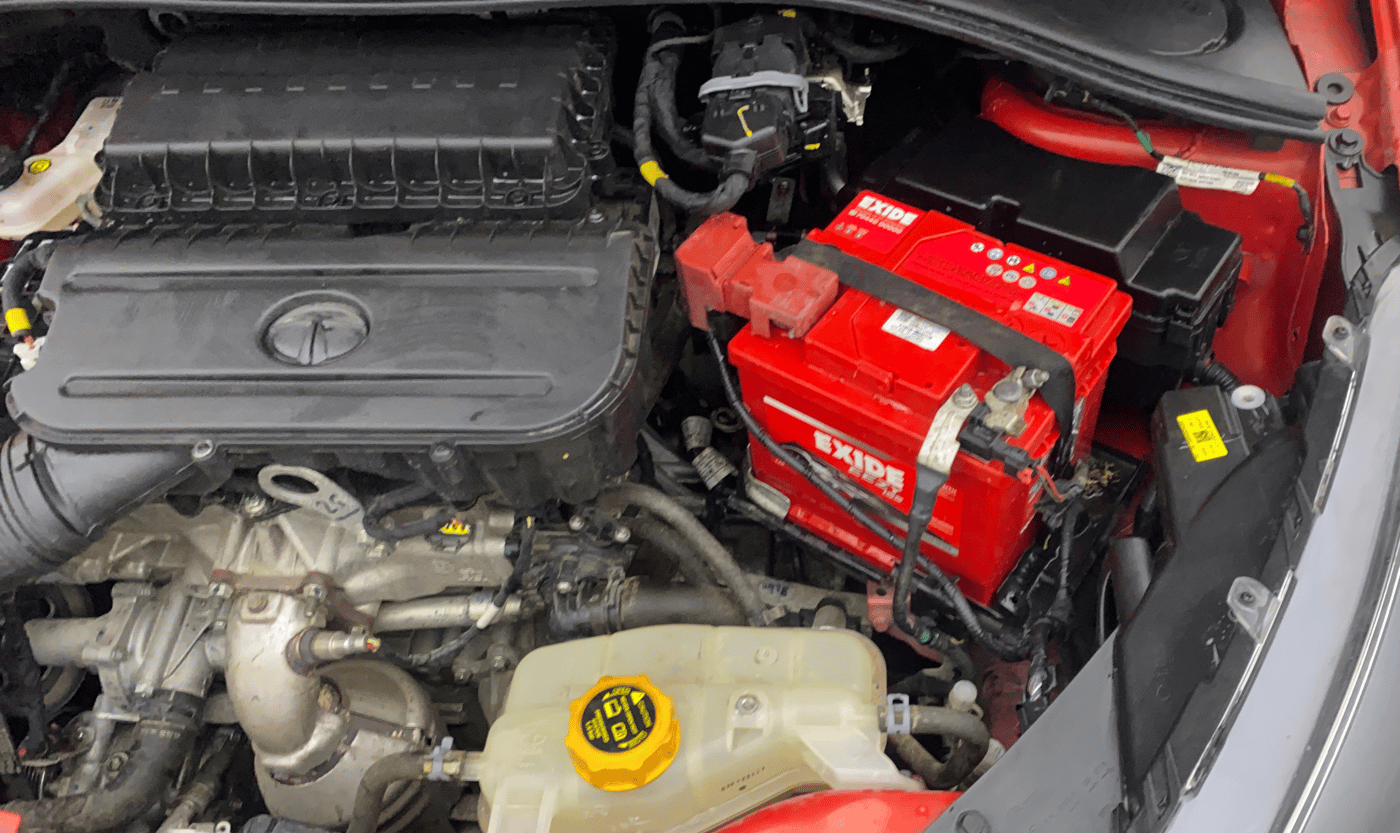 2023 Tata Tiago XT (O) PETROL, Petrol, Manual, 1,632 km, Engine View - Left