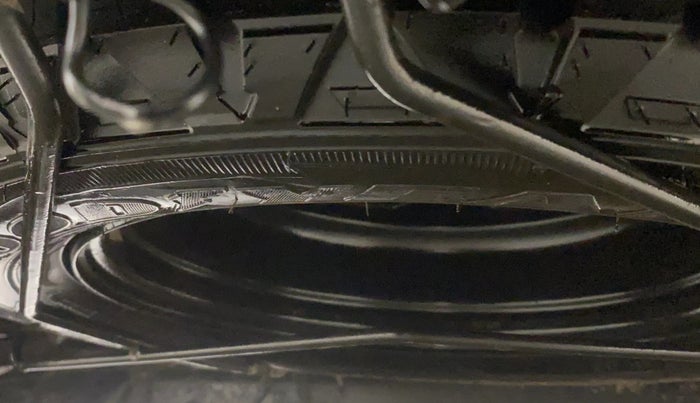 2018 Renault Duster 85 PS RXS MT DIESEL, Diesel, Manual, 1,28,228 km, Spare Tyre