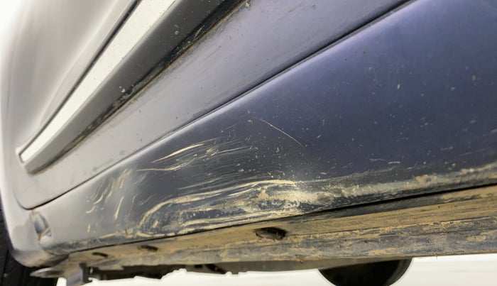 2021 Maruti Swift VXI D, Petrol, Manual, 82,896 km, Left running board - Slightly dented