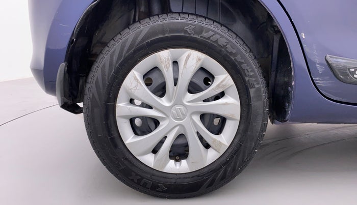2021 Maruti Swift VXI D, Petrol, Manual, 82,896 km, Right Rear Wheel
