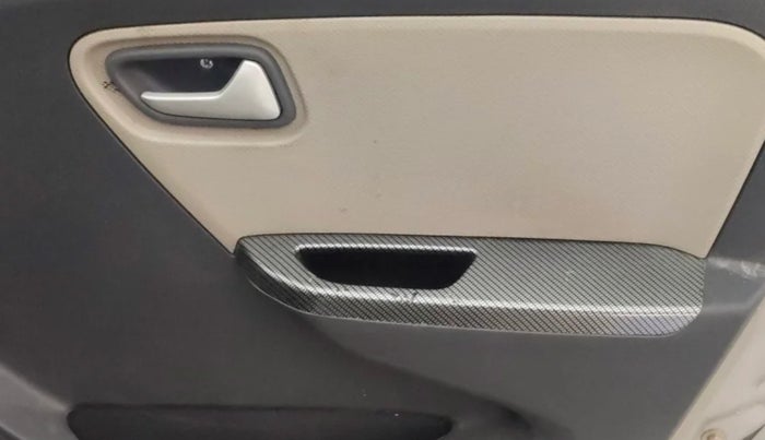 2016 Maruti Alto K10 VXI, Petrol, Manual, 77,388 km, Driver Side Door Panels Control