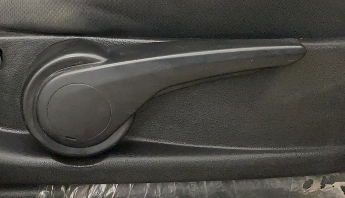 2016 Tata Tiago XZ DIESEL, Diesel, Manual, 77,558 km, Driver Side Adjustment Panel