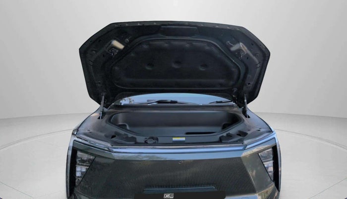 2025 Mahindra XEV 9e Pack Three B79 KWH, Electric, Automatic, 6,187 km, Open Bonet