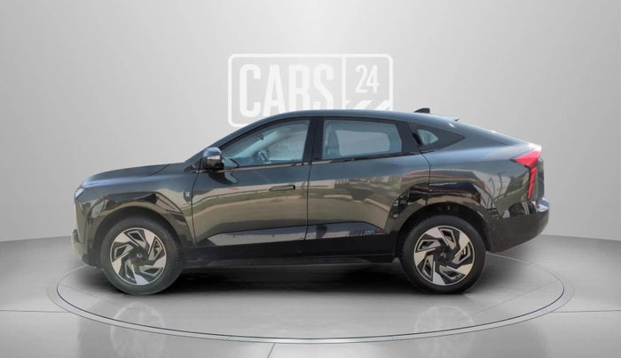 2025 Mahindra XEV 9e Pack Three B79 KWH, Electric, Automatic, 6,187 km, Left Side