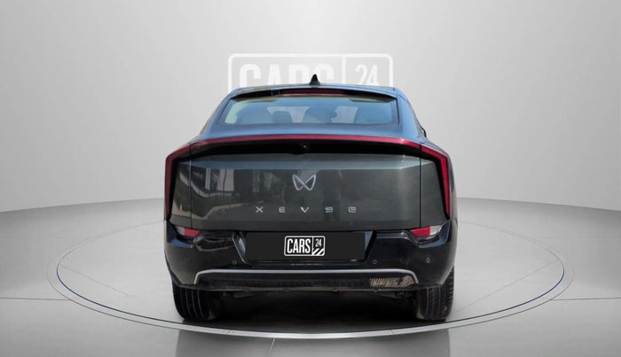 2025 Mahindra XEV 9e Pack Three B79 KWH, Electric, Automatic, 6,187 km, Back/Rear