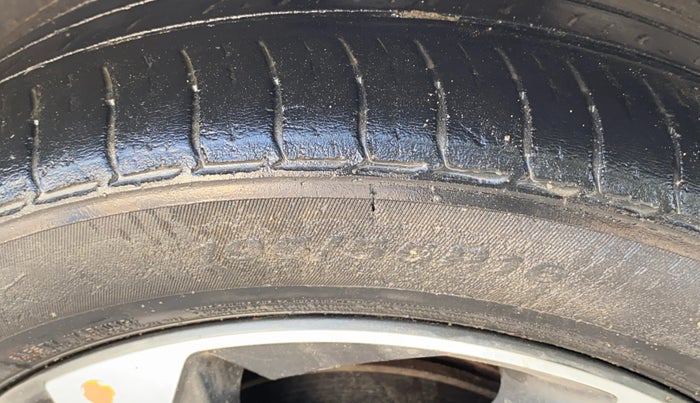 2020 Hyundai NEW I20 Asta 1.0 GDI Turbo IMT, Petrol, Manual, 45,413 km, Left Front Tyre Tread