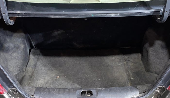 2017 Maruti Swift Dzire ZDI AMT, Diesel, Automatic, 57,076 km, Boot Inside