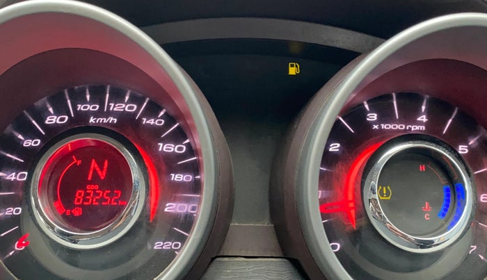 2014 Mahindra XUV500 W8, Diesel, Manual, 83,252 km, Odometer Image