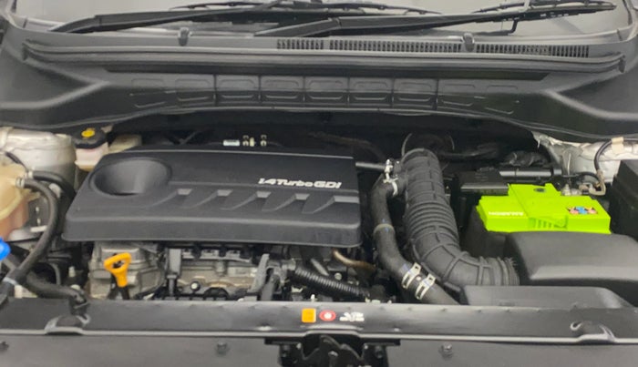 2022 KIA CARENS LUXURY PLUS 1.4 PETROL 7 STR, Petrol, Manual, 29,070 km, Engine View