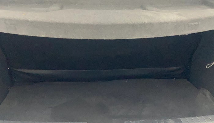 2015 Hyundai Elite i20 MAGNA 1.2, Petrol, Manual, 69,278 km, Boot Inside