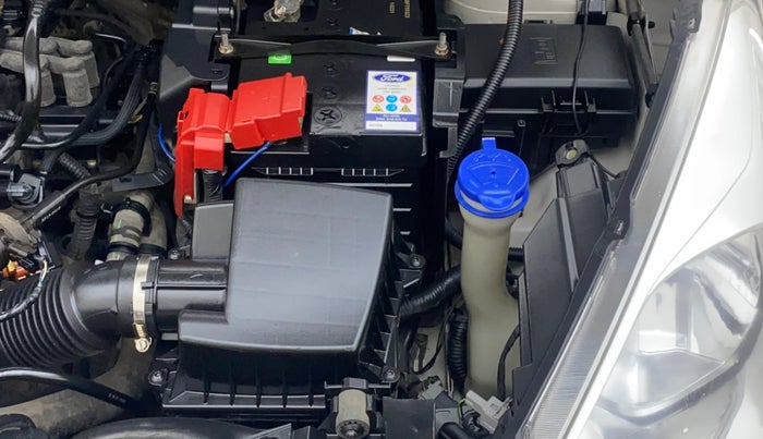 2015 Ford New Figo TITANIUM 1.2 PETROL MT, Petrol, Manual, 75,224 km, Engine View - Left