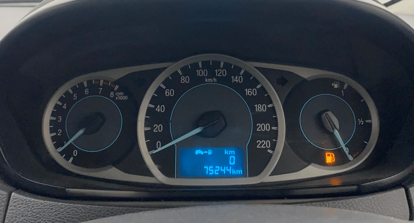 2015 Ford New Figo TITANIUM 1.2 PETROL MT, Petrol, Manual, 75,224 km, Odometer Image