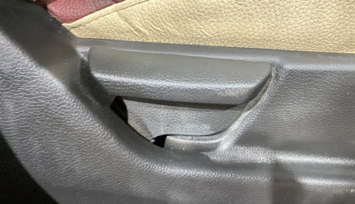 2018 Hyundai Eon MAGNA +, Petrol, Manual, 36,950 km, Driver Side Adjustment Panel