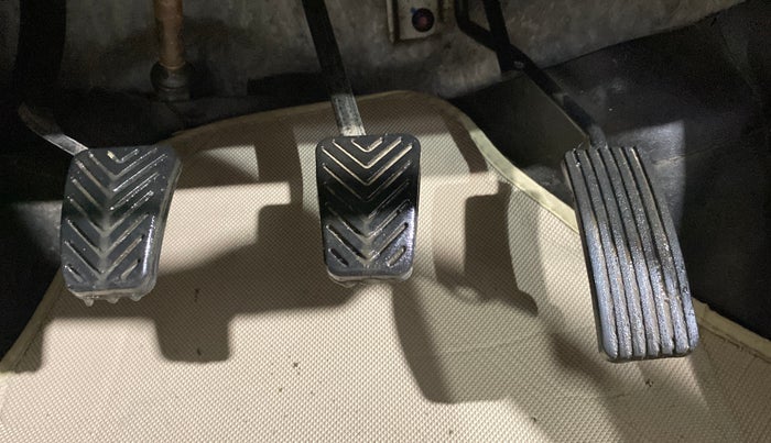 2018 Hyundai Eon MAGNA +, Petrol, Manual, 36,950 km, Pedals