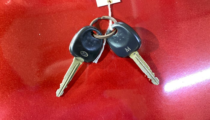 2018 Hyundai Eon MAGNA +, Petrol, Manual, 36,950 km, Key Close Up