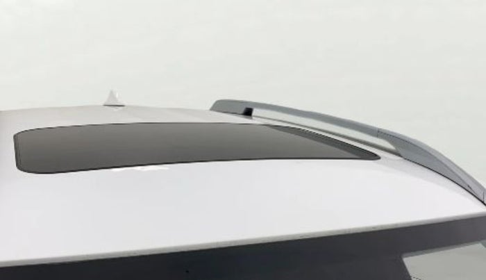 2024 Hyundai VENUE SX 1.2 PETROL, Petrol, Manual, 55,647 km, Moonroof/ Sunroof