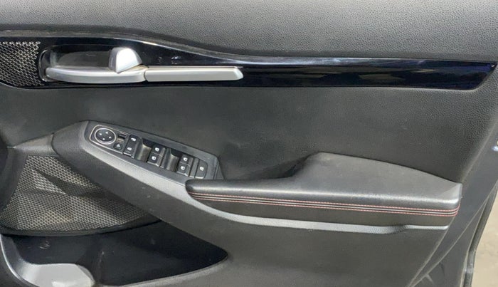 2020 KIA SELTOS GTX 1.4 PETROL, Petrol, Manual, 52,905 km, Driver Side Door Panels Control