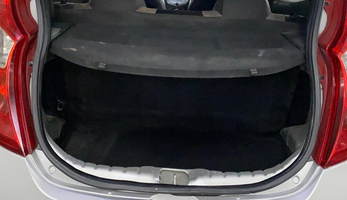 2015 Hyundai Eon MAGNA +, Petrol, Manual, 21,667 km, Boot Inside