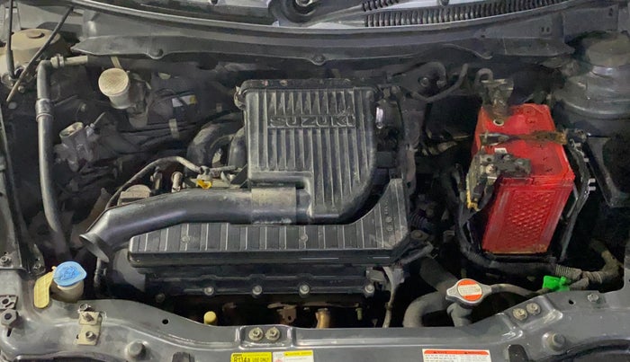 2016 Maruti Swift LXI (O), Petrol, Manual, 67,639 km, Engine View