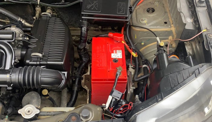 2018 Renault Kwid RXT 1.0 (O), Petrol, Manual, 43,357 km, Engine View - Left