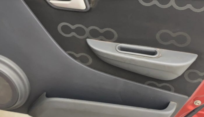 2014 Maruti Alto 800 LXI, Petrol, Manual, 70,398 km, Driver Side Door Panels Control