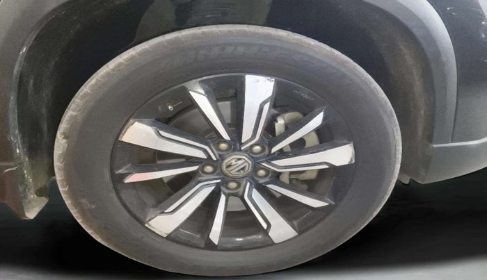 2019 MG HECTOR SHARP 1.5 DCT PETROL, Petrol, Automatic, 1,15,634 km, Right Front Wheel