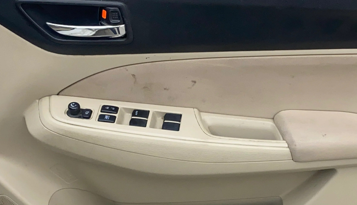 2021 Maruti Dzire VXI, Petrol, Manual, 1,03,849 km, Driver Side Door Panels Control