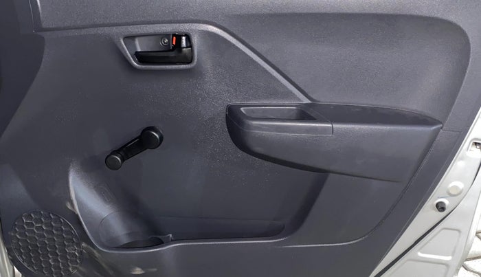 2023 Maruti Alto K10 LXI, Petrol, Manual, 17,729 km, Driver Side Door Panels Control